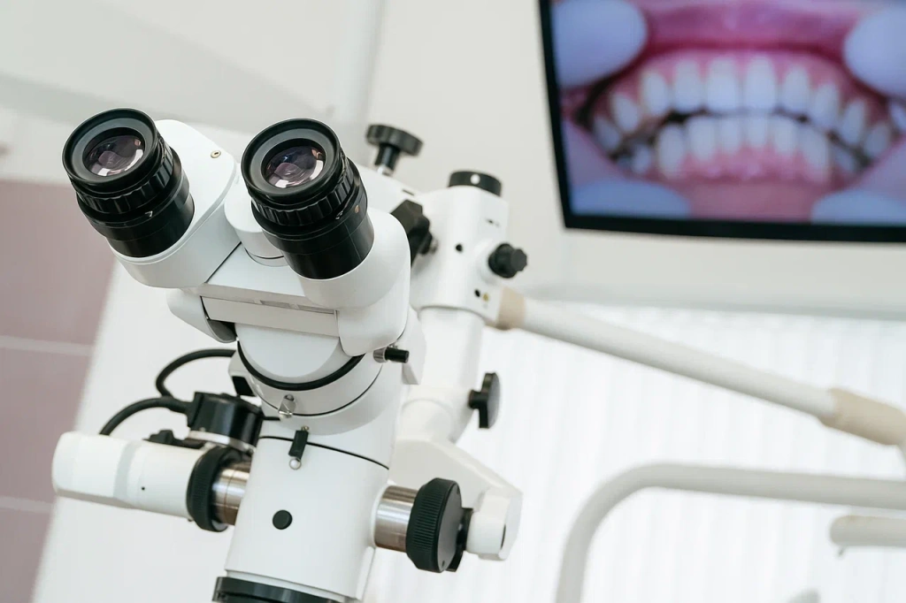 Дентальный микроскоп